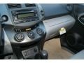 Super White - RAV4 I4 4WD Photo No. 6