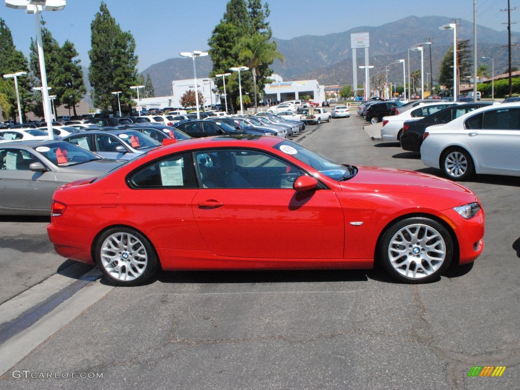 2009 3 Series 328i Coupe - Crimson Red / Grey photo #3