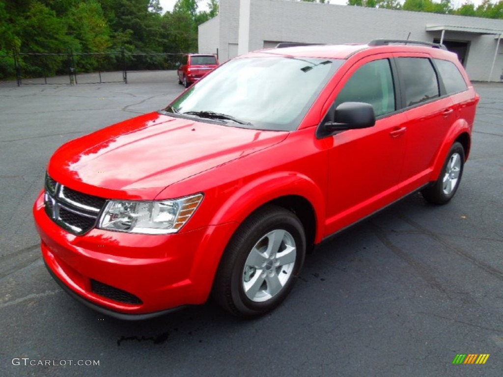 Brilliant Red Tri-Coat Pearl 2013 Dodge Journey SE Exterior Photo #70400103