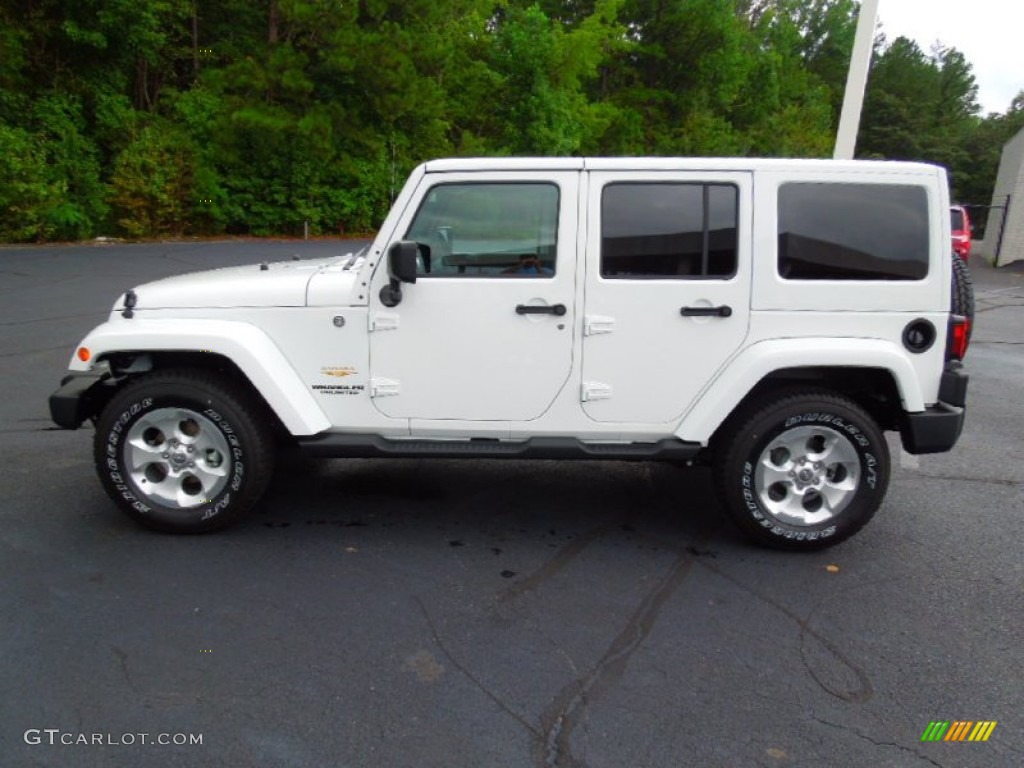 Bright White 2013 Jeep Wrangler Unlimited Sahara 4x4 Exterior Photo #70400607