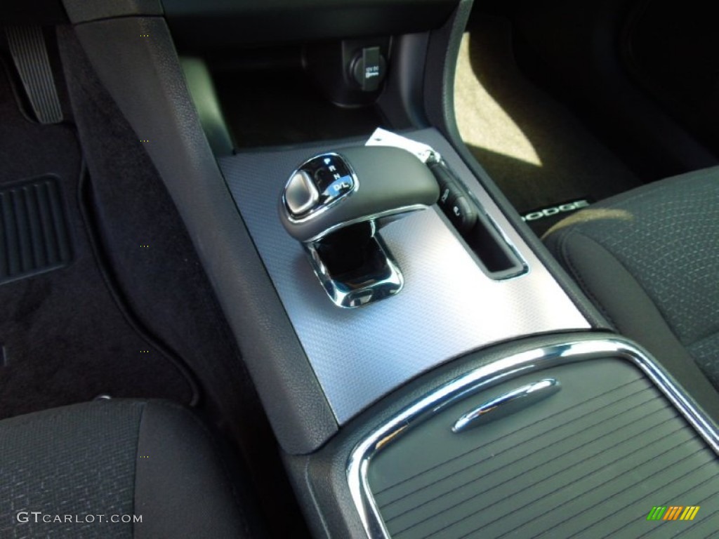 2013 Dodge Charger SE 8 Speed Automatic Transmission Photo #70401891