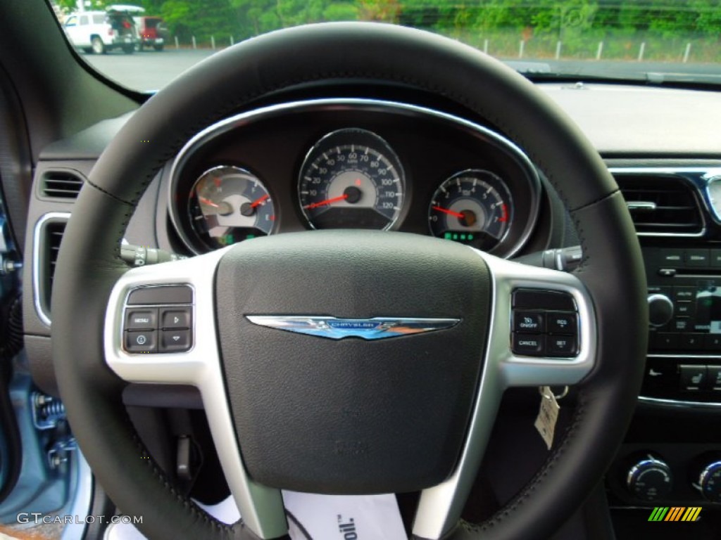 2013 Chrysler 200 Touring Sedan Black Steering Wheel Photo #70402251