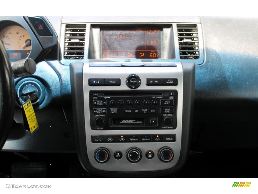 2003 Nissan Murano SL AWD Controls Photo #70402395