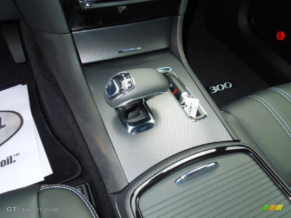 2013 Chrysler 300 S V6 8 Speed Automatic Transmission Photo #70402548
