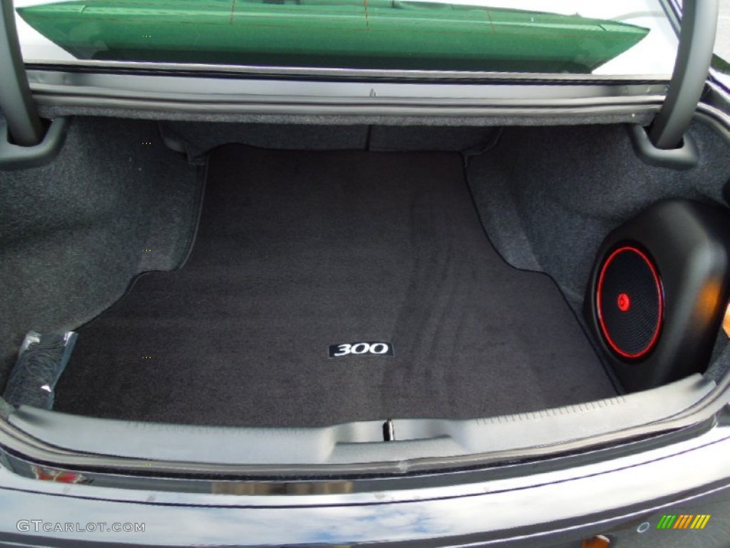 2013 Chrysler 300 S V6 Trunk Photo #70402611