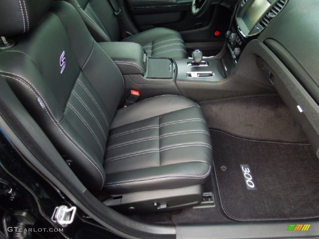 Black Interior 2013 Chrysler 300 S V6 Photo #70402623