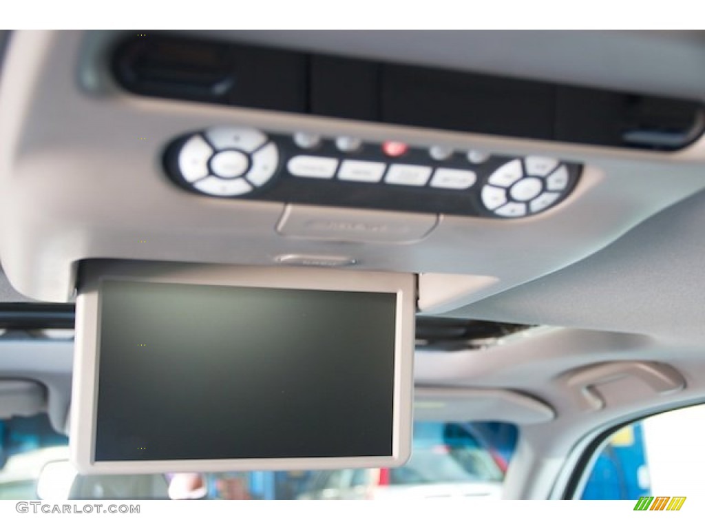 2012 Pilot Touring - White Diamond Pearl / Gray photo #17
