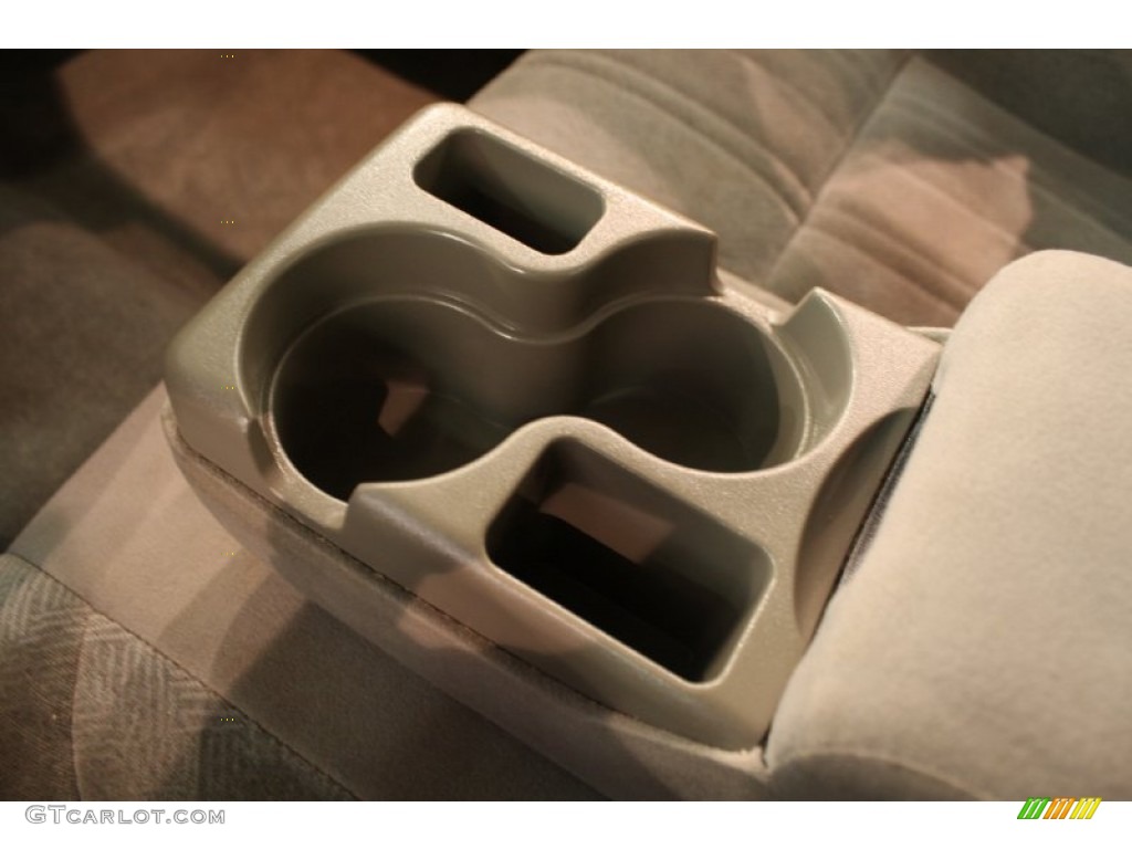 2004 Impala  - Galaxy Silver Metallic / Medium Gray photo #10