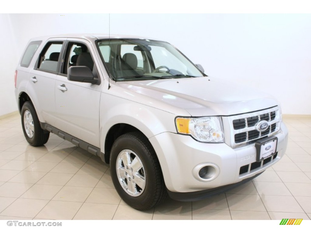 2009 Escape XLS - Brilliant Silver Metallic / Stone photo #1