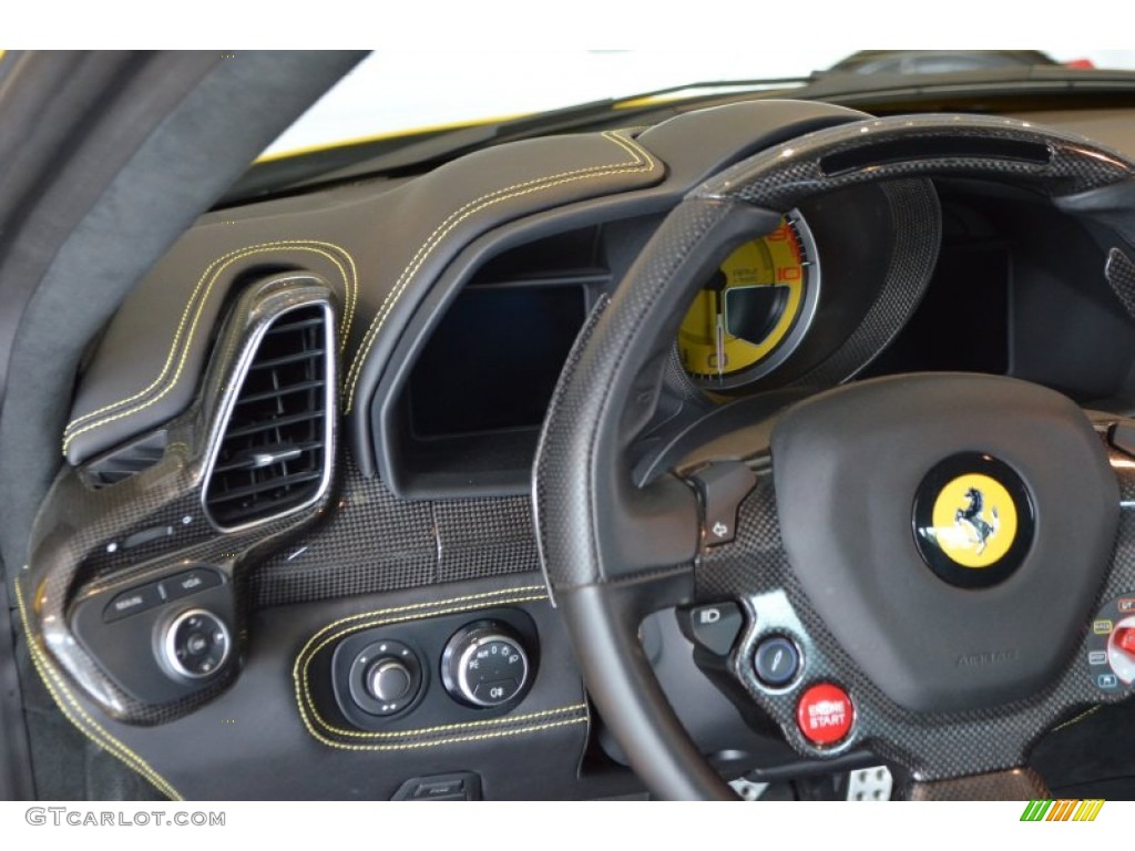 2010 Ferrari 458 Italia Controls Photo #70408861