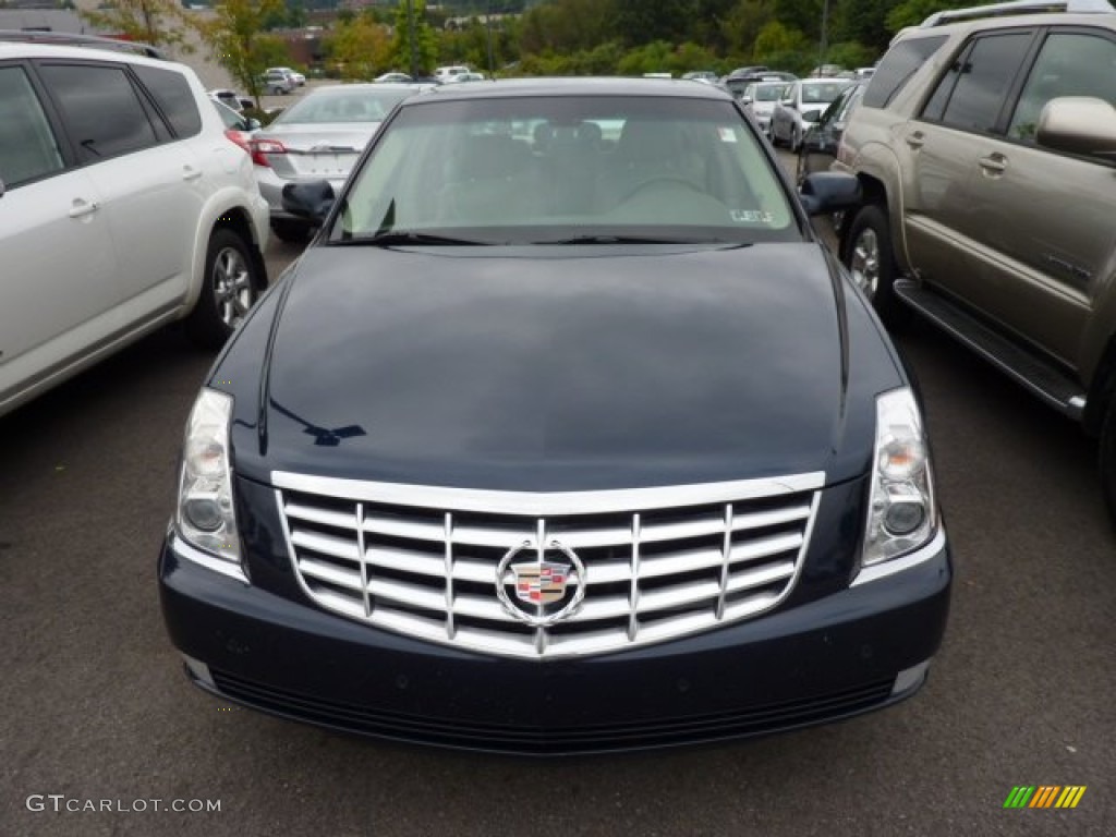 Blue Chip Metallic 2006 Cadillac DTS Standard DTS Model Exterior Photo #70410961