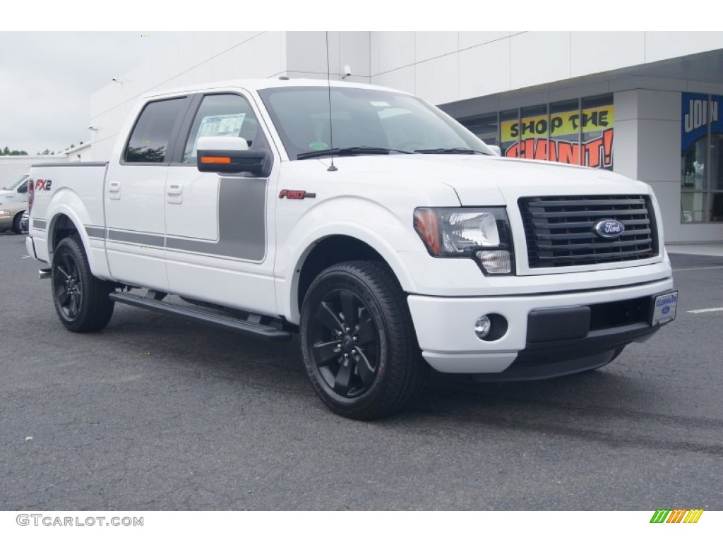 2012 F150 FX2 SuperCrew - Oxford White / FX Sport Appearance Black/Red photo #1