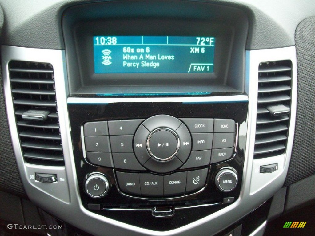 2012 Chevrolet Cruze LT Controls Photo #70416205