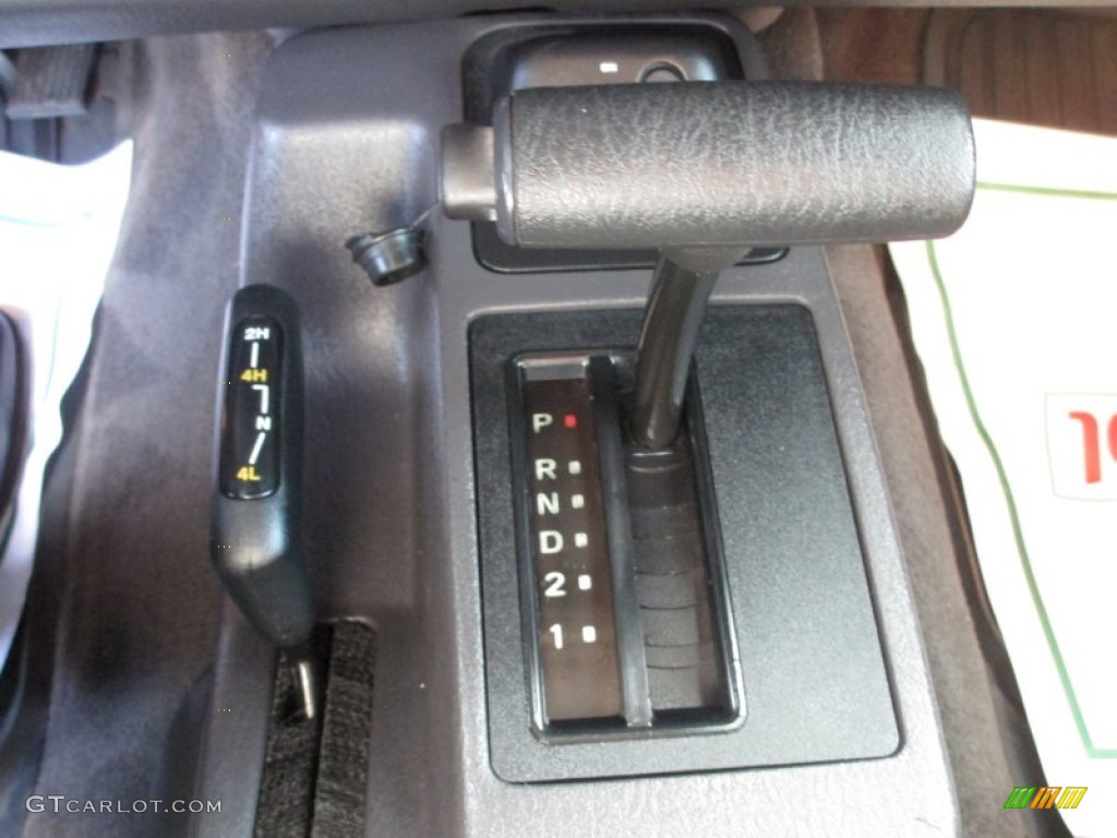 2000 Wrangler Sport 4x4 - Desert Sand Pearl / Camel photo #22