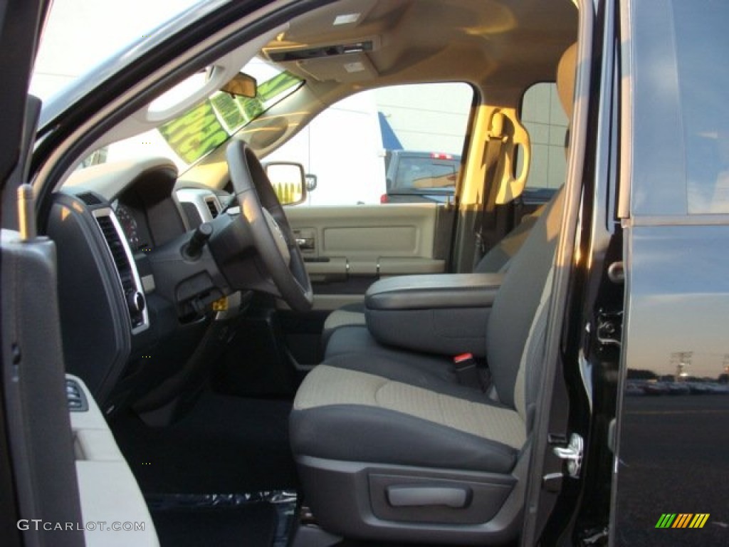 2012 Ram 1500 SLT Quad Cab 4x4 - Black / Dark Slate Gray/Medium Graystone photo #9