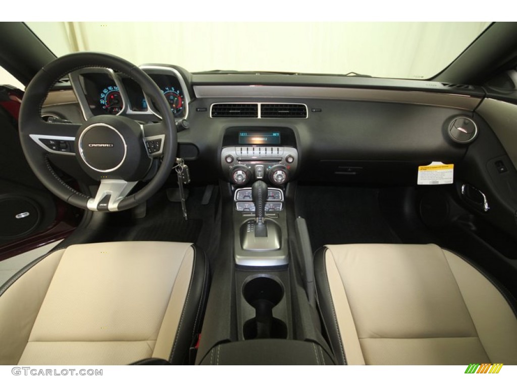 2010 Chevrolet Camaro SS/RS Coupe Beige Dashboard Photo #70417999