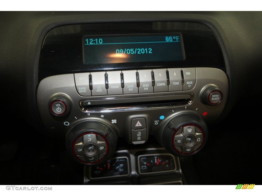 2010 Chevrolet Camaro SS/RS Coupe Controls Photo #70418149