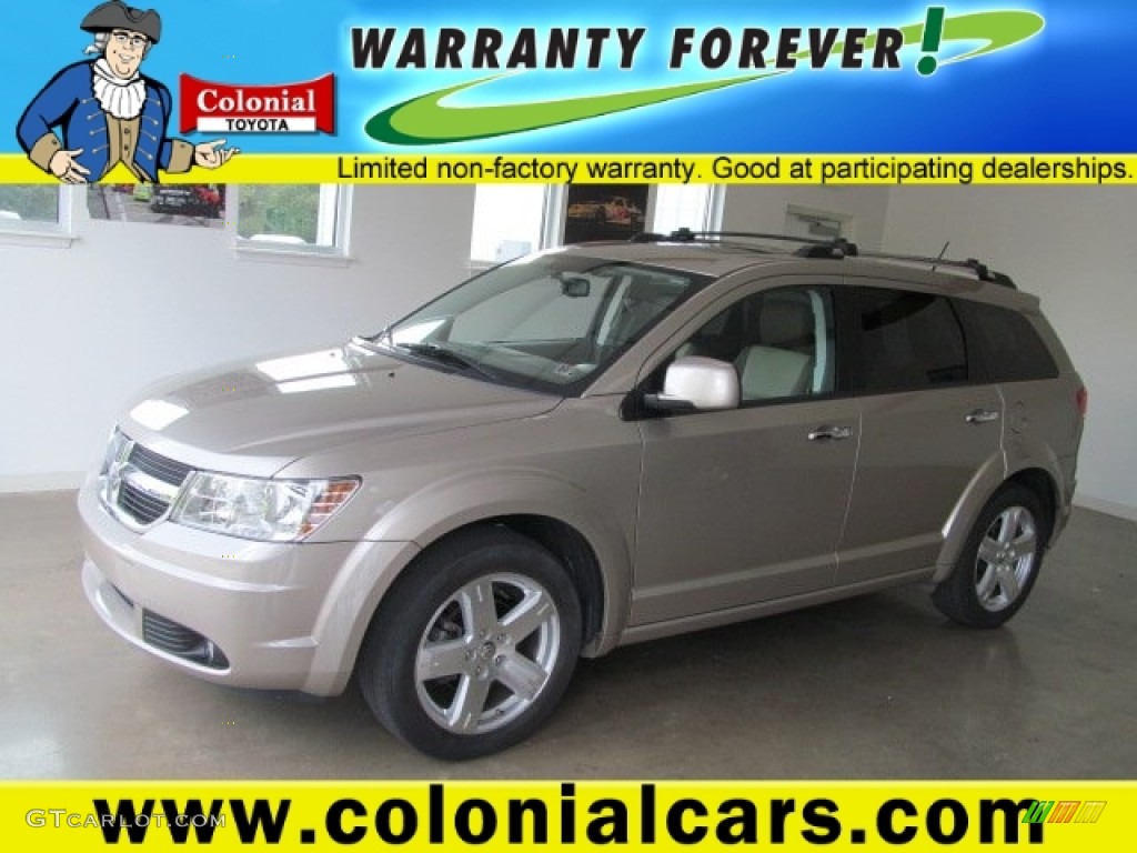 Light Sandstone Metallic Dodge Journey