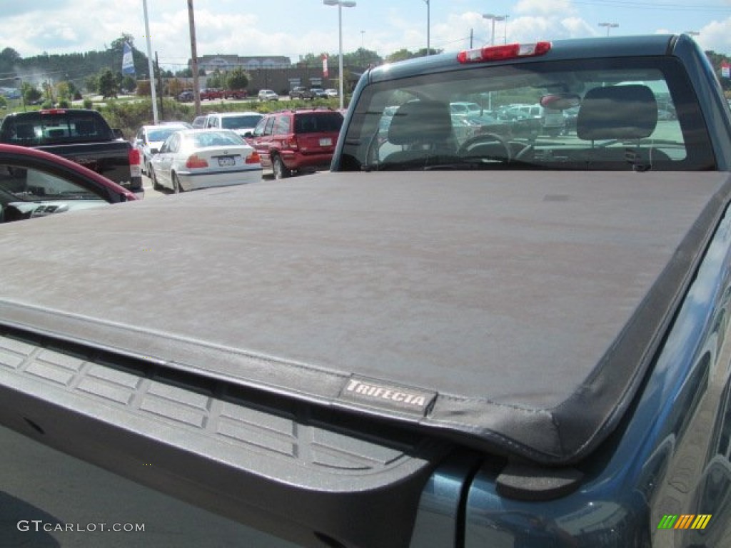 2007 Silverado 1500 LS Regular Cab 4x4 - Blue Granite Metallic / Dark Titanium Gray photo #8