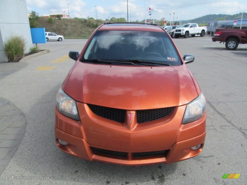 2004 Vibe  - Fusion Orange Metallic / Graphite photo #10