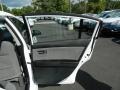 Aspen White - Sentra 2.0 SR Photo No. 23