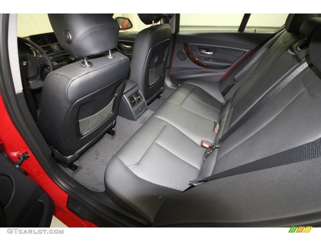 2013 3 Series 328i Sedan - Melbourne Red Metallic / Black photo #23
