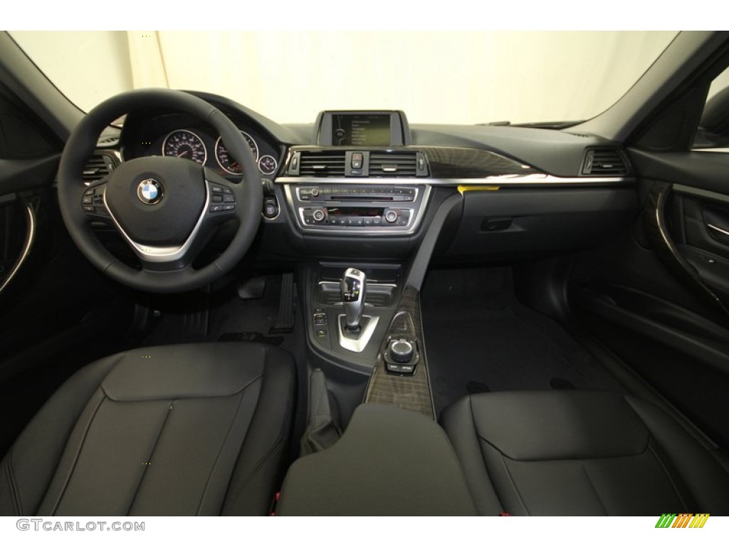 2013 3 Series 328i Sedan - Black Sapphire Metallic / Black photo #4