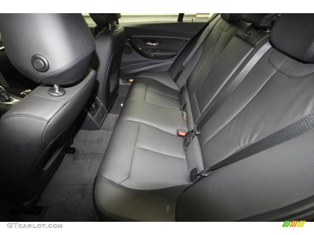 2013 3 Series 328i Sedan - Black Sapphire Metallic / Black photo #12