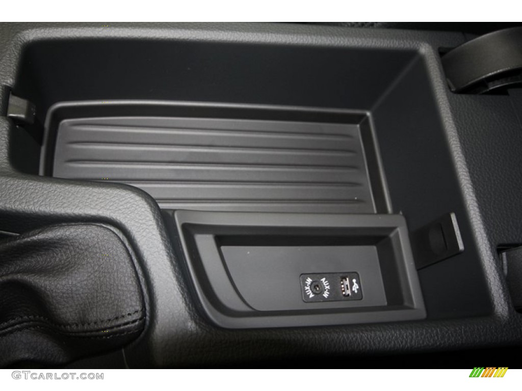 2013 3 Series 328i Sedan - Black Sapphire Metallic / Black photo #20