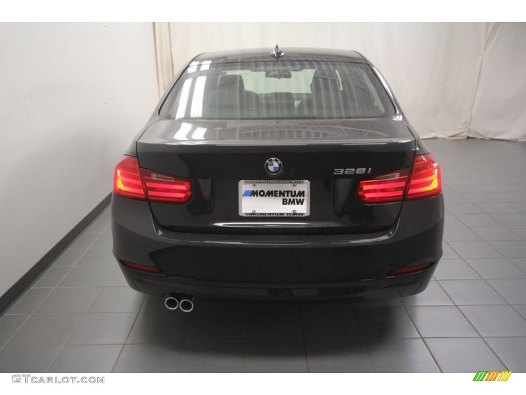 2013 3 Series 328i Sedan - Black Sapphire Metallic / Black photo #9