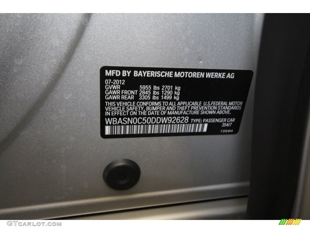 2013 BMW 5 Series 550i Gran Turismo Info Tag Photo #70427740