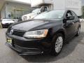 Black - Jetta SE Sedan Photo No. 3