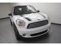 Light White - Cooper Countryman Photo No. 5