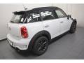 Light White - Cooper S Countryman Photo No. 8