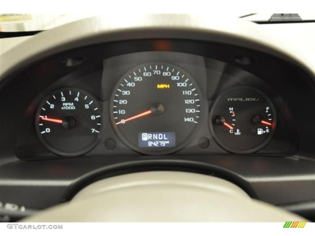 2005 Malibu LS V6 Sedan - White / Gray photo #14