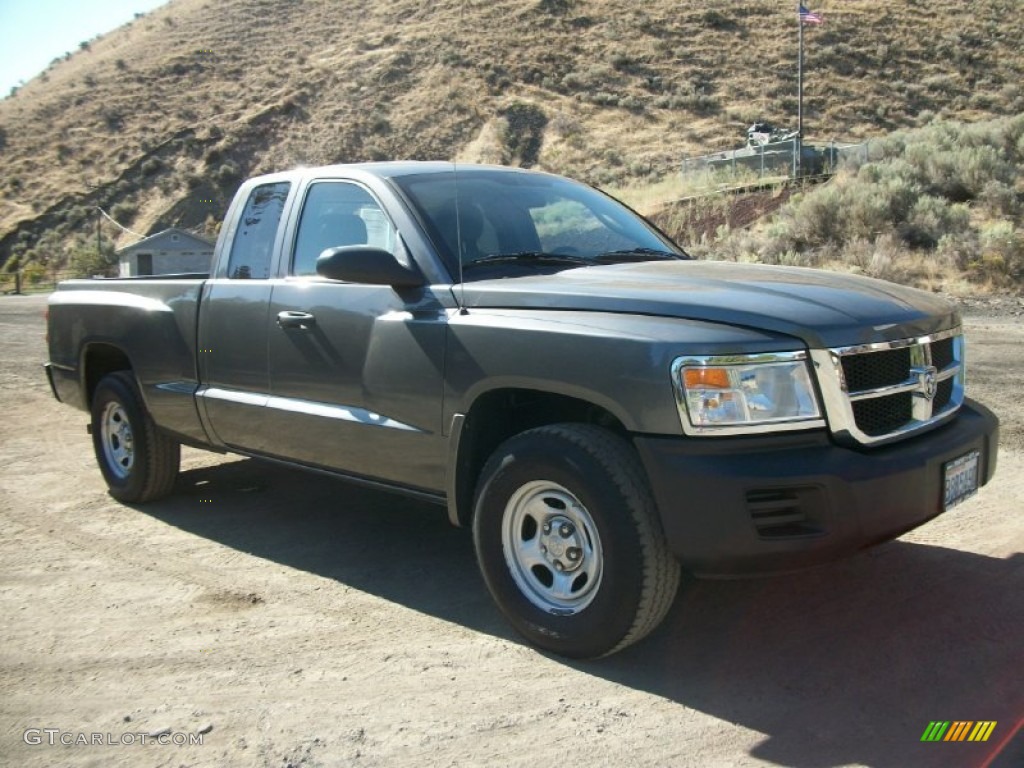 Mineral Gray Metallic Dodge Dakota
