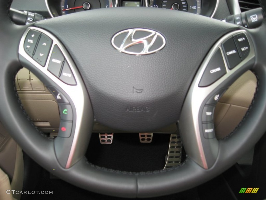 2013 Elantra GT - Monaco White / Beige photo #28