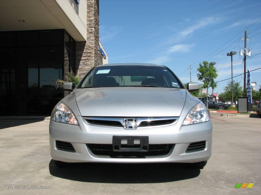2006 Accord EX Sedan - Alabaster Silver Metallic / Black photo #2