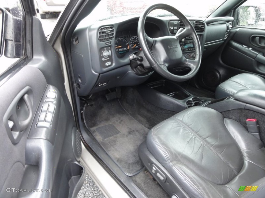 Graphite Interior 2004 GMC Sonoma SLS Crew Cab 4x4 Photo #70439485
