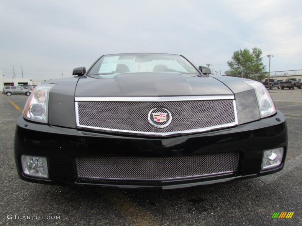 Black Raven 2006 Cadillac XLR -V Series Roadster Exterior Photo #70440751