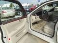 2007 White Diamond Cadillac DTS Luxury  photo #11