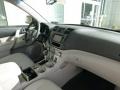 2013 Blizzard White Pearl Toyota Highlander SE 4WD  photo #10