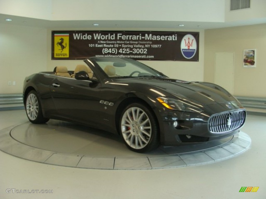 2013 GranTurismo Convertible GranCabrio - Grigio Granito (Dark Grey) / Pearl Beige photo #1