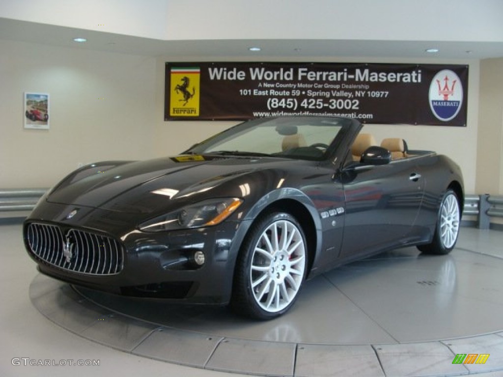 2013 GranTurismo Convertible GranCabrio - Grigio Granito (Dark Grey) / Pearl Beige photo #4