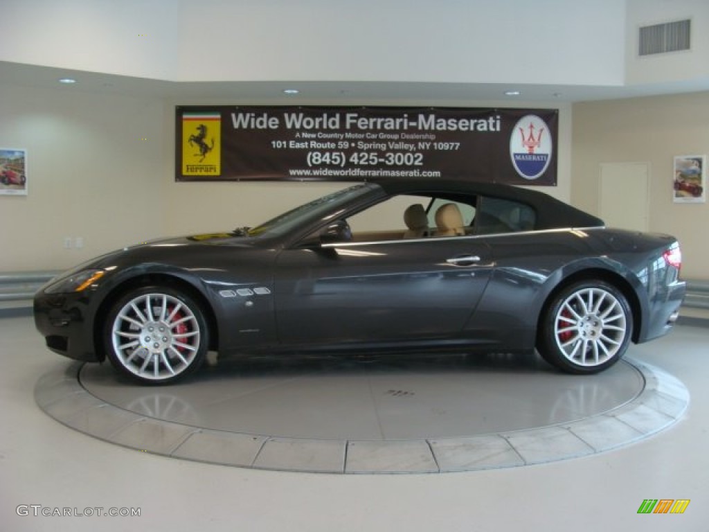 2013 GranTurismo Convertible GranCabrio - Grigio Granito (Dark Grey) / Pearl Beige photo #7