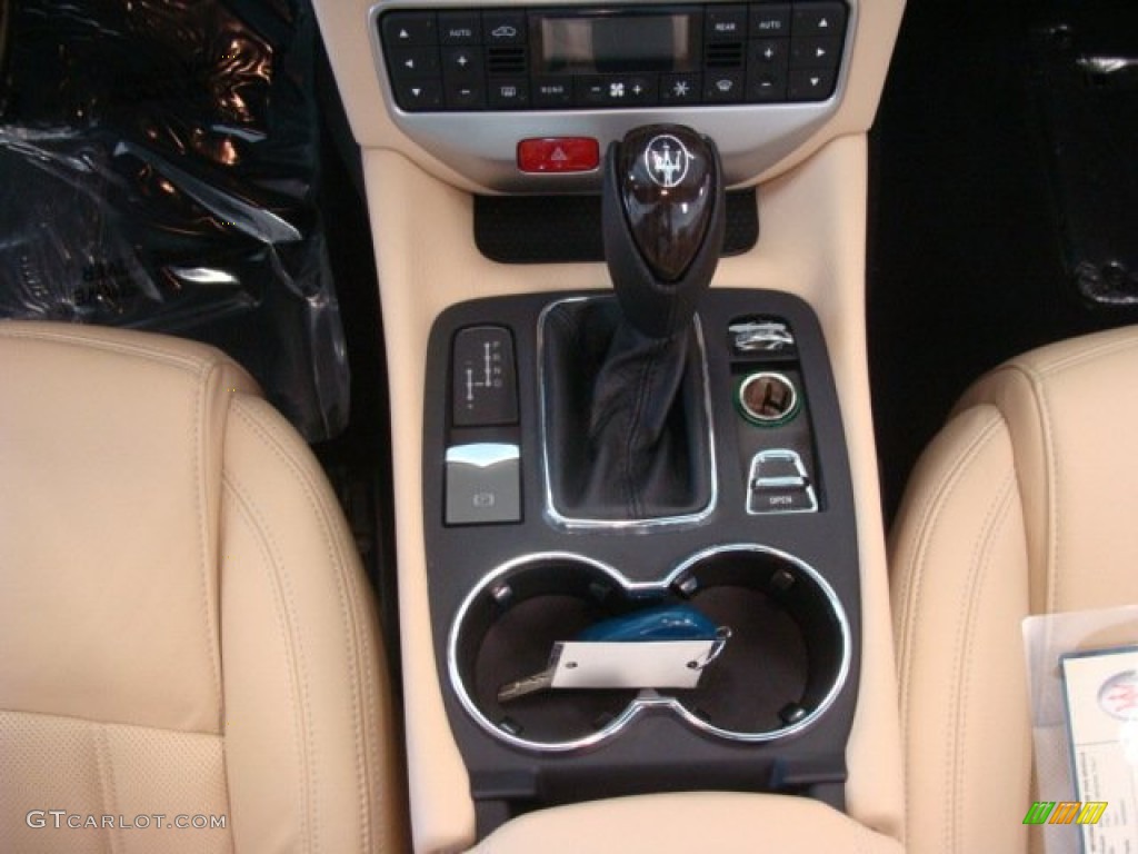 2013 GranTurismo Convertible GranCabrio - Grigio Granito (Dark Grey) / Pearl Beige photo #28