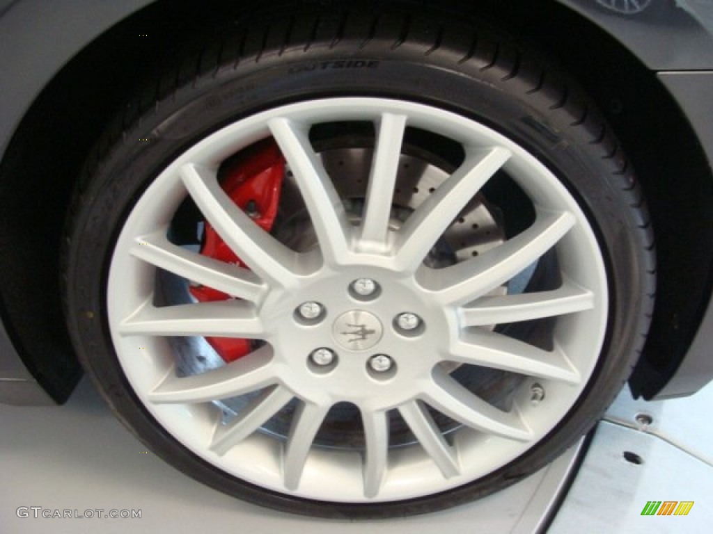 2013 GranTurismo Convertible GranCabrio - Grigio Granito (Dark Grey) / Pearl Beige photo #34