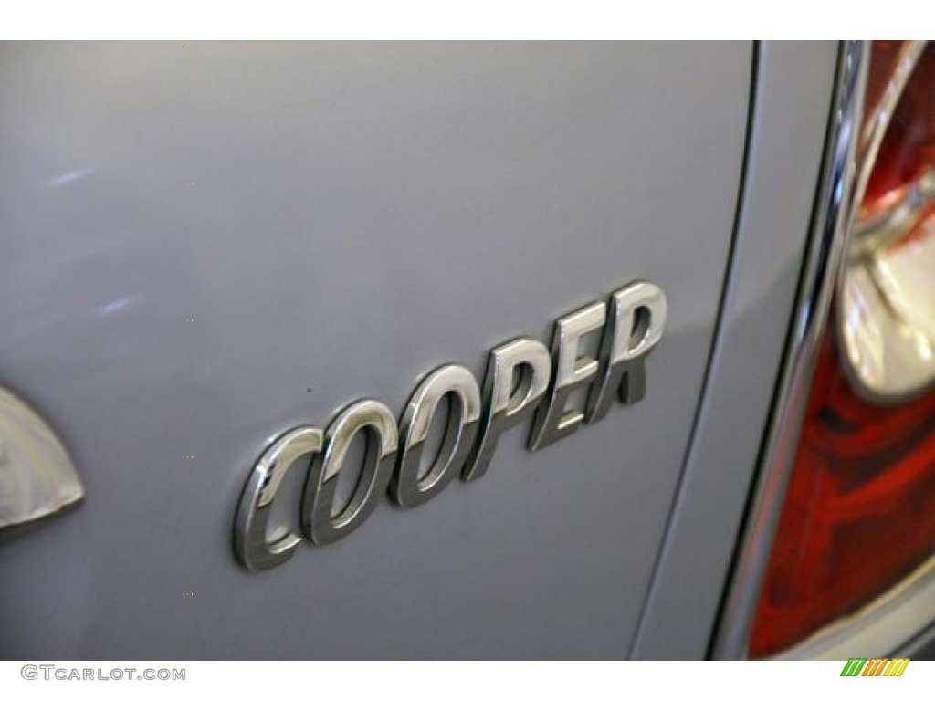 2011 Cooper Hardtop - Pure Silver Metallic / Carbon Black photo #6