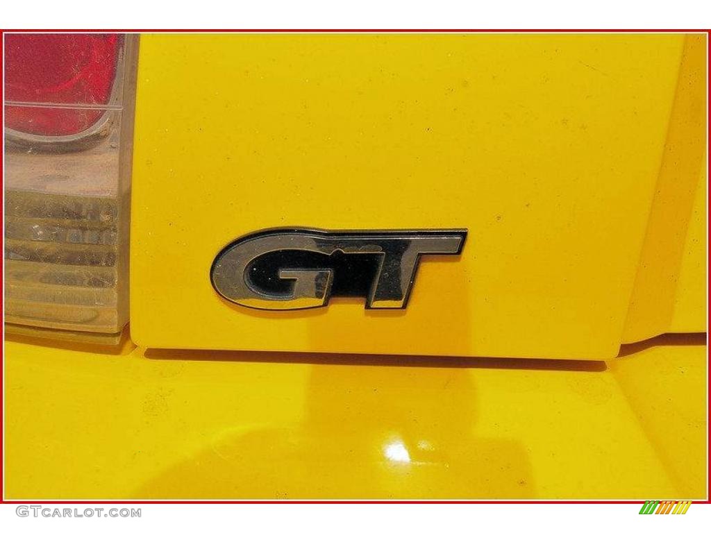 2001 Mustang GT Coupe - Zinc Yellow Metallic / Dark Charcoal photo #5