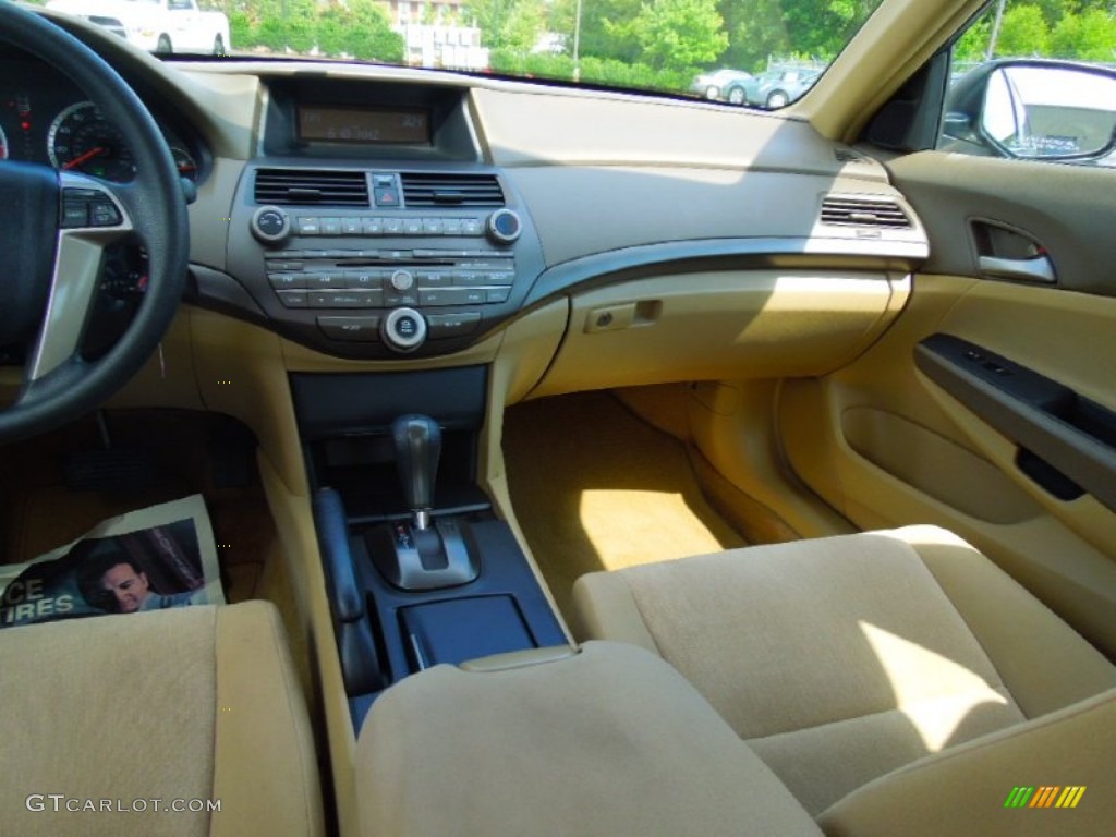 2009 Accord LX-P Sedan - Crystal Black Pearl / Ivory photo #17